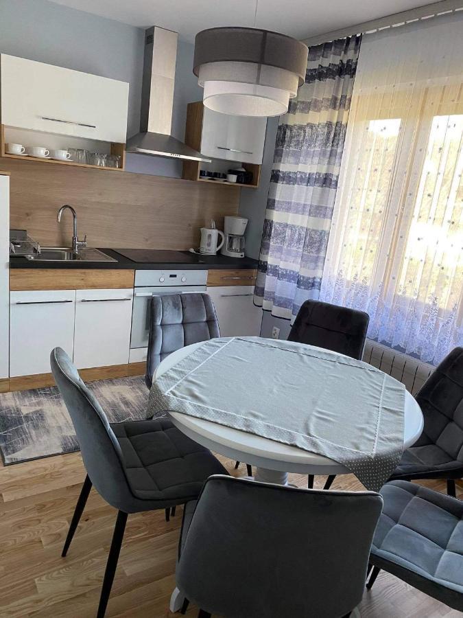 Apartamenty U Basi Lesnica  Exterior photo
